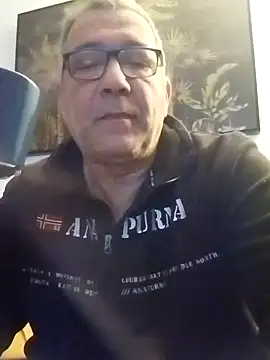Snapshot of Soloyan chatting on 22, 1, 2025 Soloyan online show from 22, 1, 2025