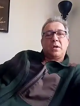 Snapshot of Soloyan chatting on 10, 2, 2025 Soloyan online show from 10, 2, 2025