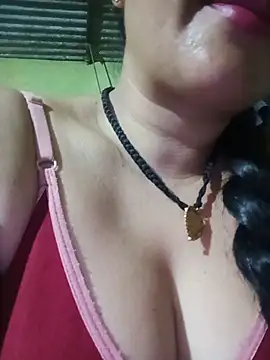 Snapshot of Haliya8 chatting on 24, 5, 2026 Haliya8 online show from 24, 5, 2026