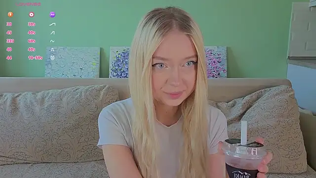 Chanelbayerr online show from 9, 5, 2026