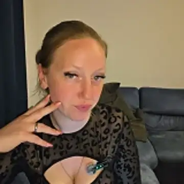 SweetGermanAlina online show from 6, 5, 2026