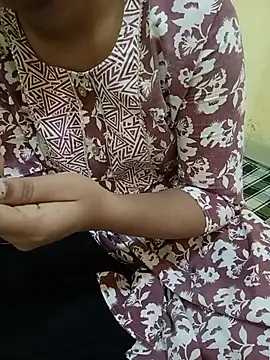Snapshot of Seema_yadav01 chatting on 6, 8, 2026 Seema yadav01 online show from 6, 8, 2026