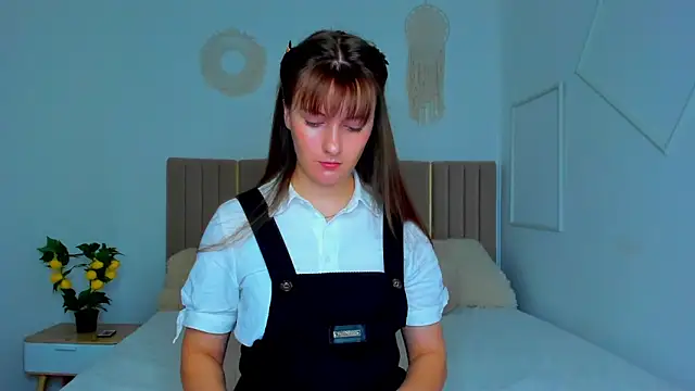Cutie blushh online show from 11, 5, 2026