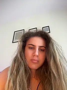 SensualQueenX online show from 25, 5, 2026