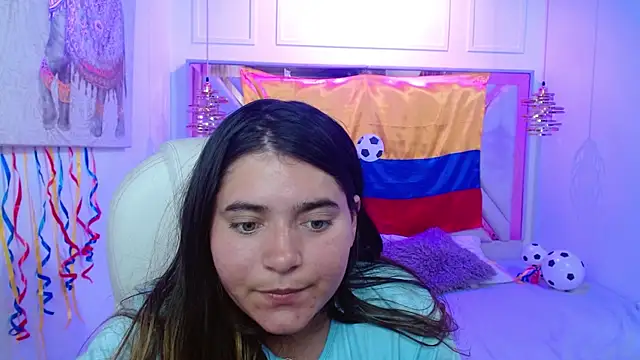 Laurha  online show from 1, 7, 2026