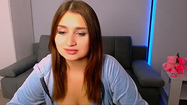 Amelie Darkside online show from 14, 7, 2026