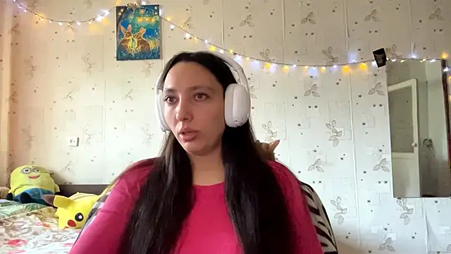 Snapshot of SheeringGape chatting on 18, 5, 2026 SheeringGape online show from 18, 5, 2026
