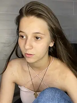 Snapshot of Blossom_Emily chatting on 1, 7, 2026 Blossom Emily online show from 1, 7, 2026