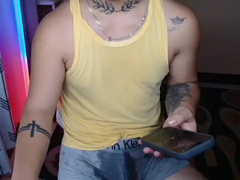 Ashtonfuckingboi online show from 3, 7, 2026