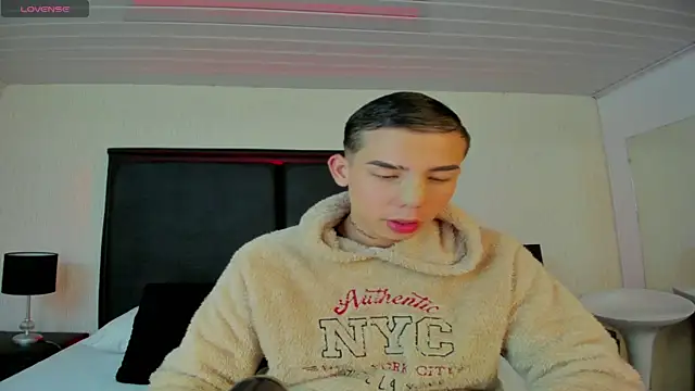 Aron maxx online show from 13, 5, 2026