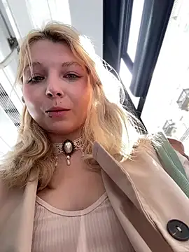 evelvet online show from 5, 5, 2026