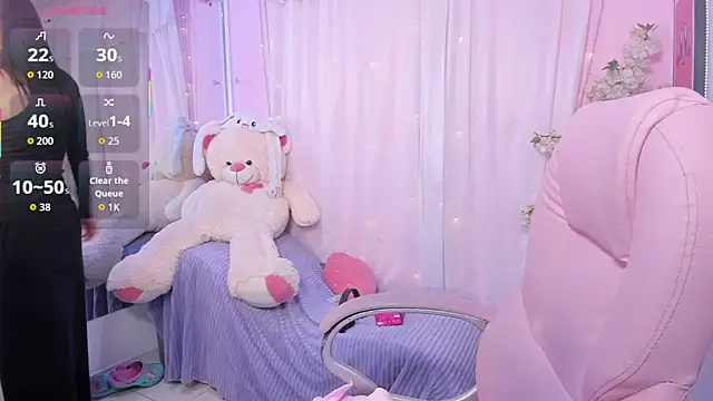 ShanelleDupont  online show from 4, 8, 2026