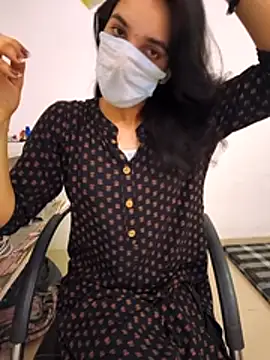 Snapshot of zoya_baby_ chatting on 11, 5, 2026 zoya baby online show from 11, 5, 2026