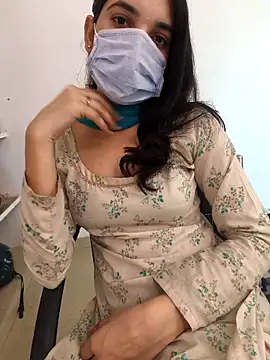 Snapshot of zoya_baby_ chatting on 13, 5, 2026 zoya baby online show from 13, 5, 2026