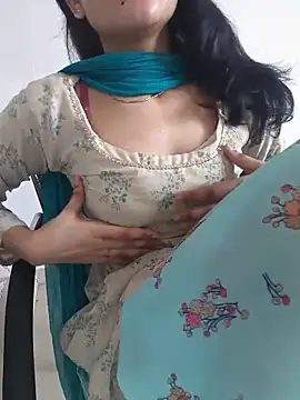 Snapshot of zoya_baby_ chatting on 18, 6, 2026 zoya baby online show from 18, 6, 2026