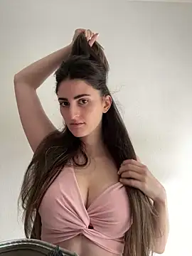 Snapshot of OliviaBaby- chatting on 15, 5, 2026 OliviaBaby- online show from 15, 5, 2026
