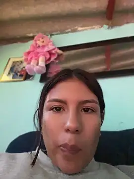 FernandaHils online show from 10, 6, 2026