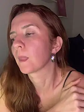 therealgingerr online show from 10, 5, 2026