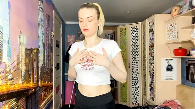 MonicaHolt online show from 13, 5, 2026