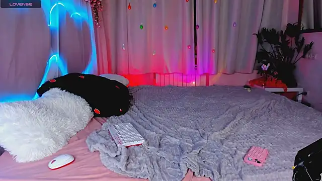 MaddyFever online show from 11, 5, 2026