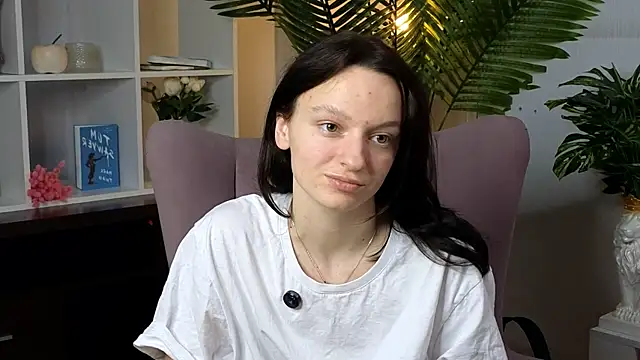 AdrianeMaltbia online show from 5, 5, 2026
