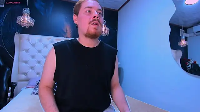 GingerHott  online show from 8, 5, 2026