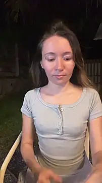 Mini girl do it better online show from 12, 5, 2026