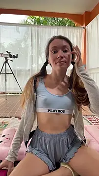 Mini girl do it better online show from 13, 5, 2026