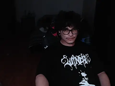 Snapshot of lilgothboy chatting on 22, 7, 2026 lilgothboy online show from 22, 7, 2026