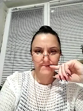 MillaMia45 online show from 13, 5, 2026