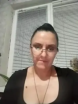 MillaMia45 online show from 14, 5, 2026