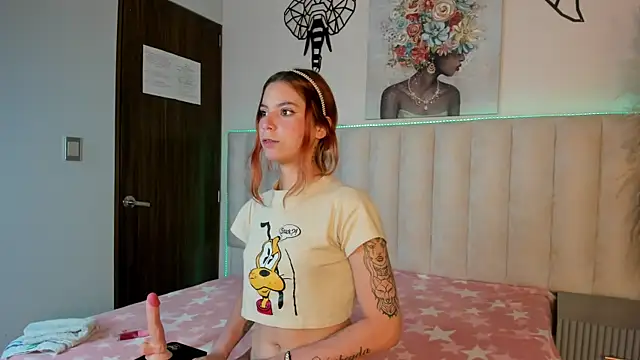 Kira Venom online show from 12, 6, 2026