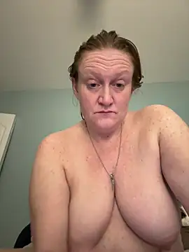 Snapshot of Kellilyn10 chatting on 18, 5, 2026 Kellilyn10 online show from 18, 5, 2026