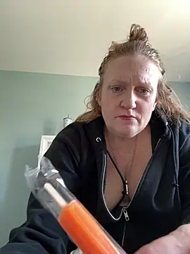 Snapshot of Kellilyn10 chatting on 2, 6, 2026 Kellilyn10 online show from 2, 6, 2026