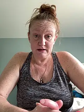 Kellilyn10 online show from 15, 6, 2026