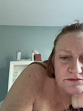 Kellilyn10 online show from 19, 6, 2026