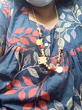 Snapshot of tamilkavitha123 chatting on 8, 5, 2026 tamilkavitha123 online show from 8, 5, 2026