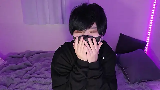 Snapshot of boyishmikuri chatting on 2, 7, 2026 boyishmikuri online show from 2, 7, 2026