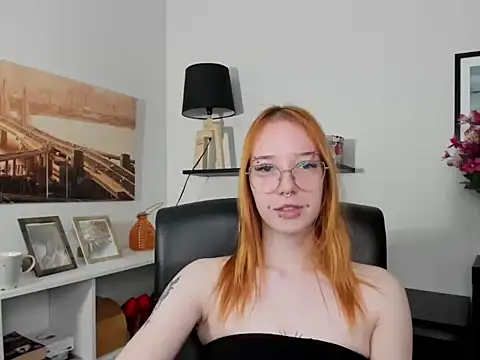 Snapshot of foxSonya chatting on 19, 5, 2026 foxSonya online show from 19, 5, 2026