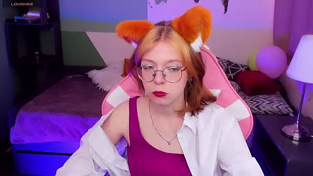 FoxxyyPolly online show from 8, 6, 2026