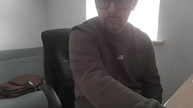 NakedAndrewHot online show from 11, 5, 2026