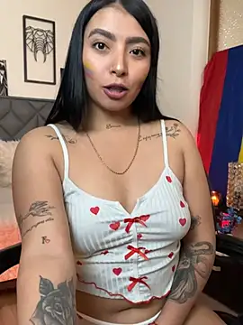 Nina vell online show from 23, 6, 2026