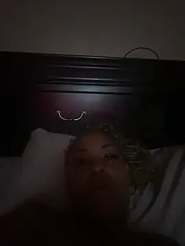 Missprettythang online show from 12, 5, 2026