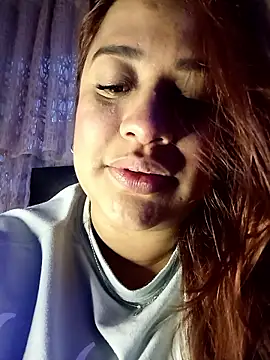 AriaGomez  online show from 13, 5, 2026