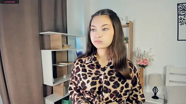 LupitaSolt online show from 12, 5, 2026