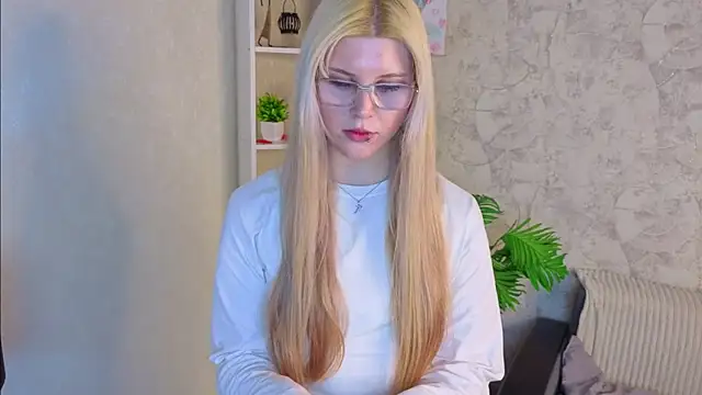 MavisBuzzo online show from 18, 5, 2026