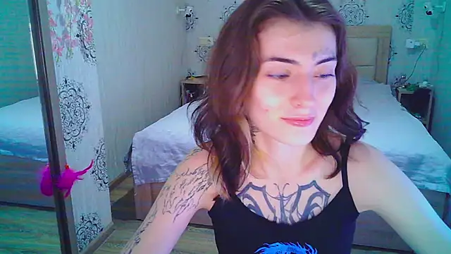 Snapshot of HarrisLola chatting on 17, 5, 2026 HarrisLola online show from 17, 5, 2026