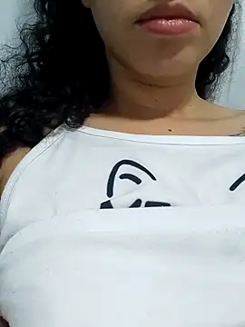 venuseyes25 online show from 8, 6, 2026