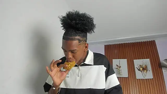 Afrowayuu online show from 20, 5, 2026