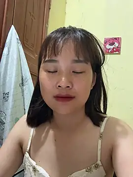 Lili 019 online show from 11, 5, 2026